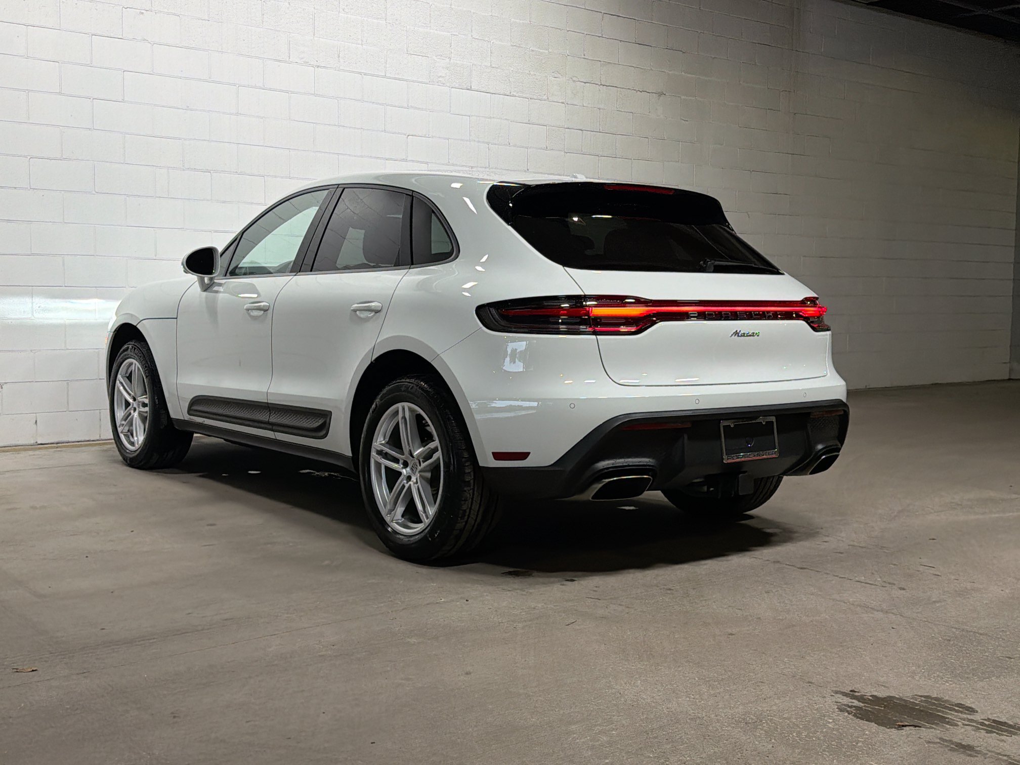 Certified Used 2026 White Porsche  image 3