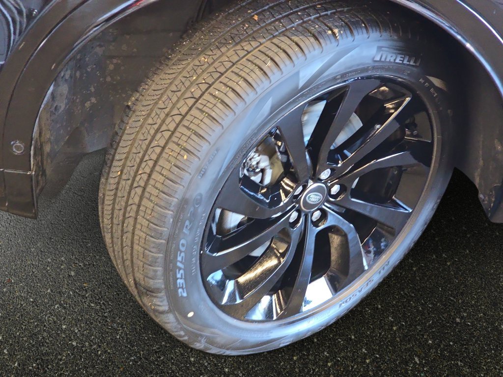 Certified Used 2025 Black Land Rover SE image 34