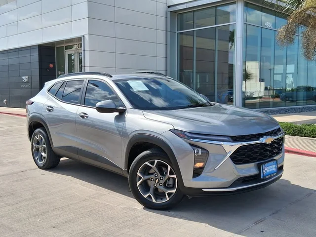 2024 Chevrolet Trax LT