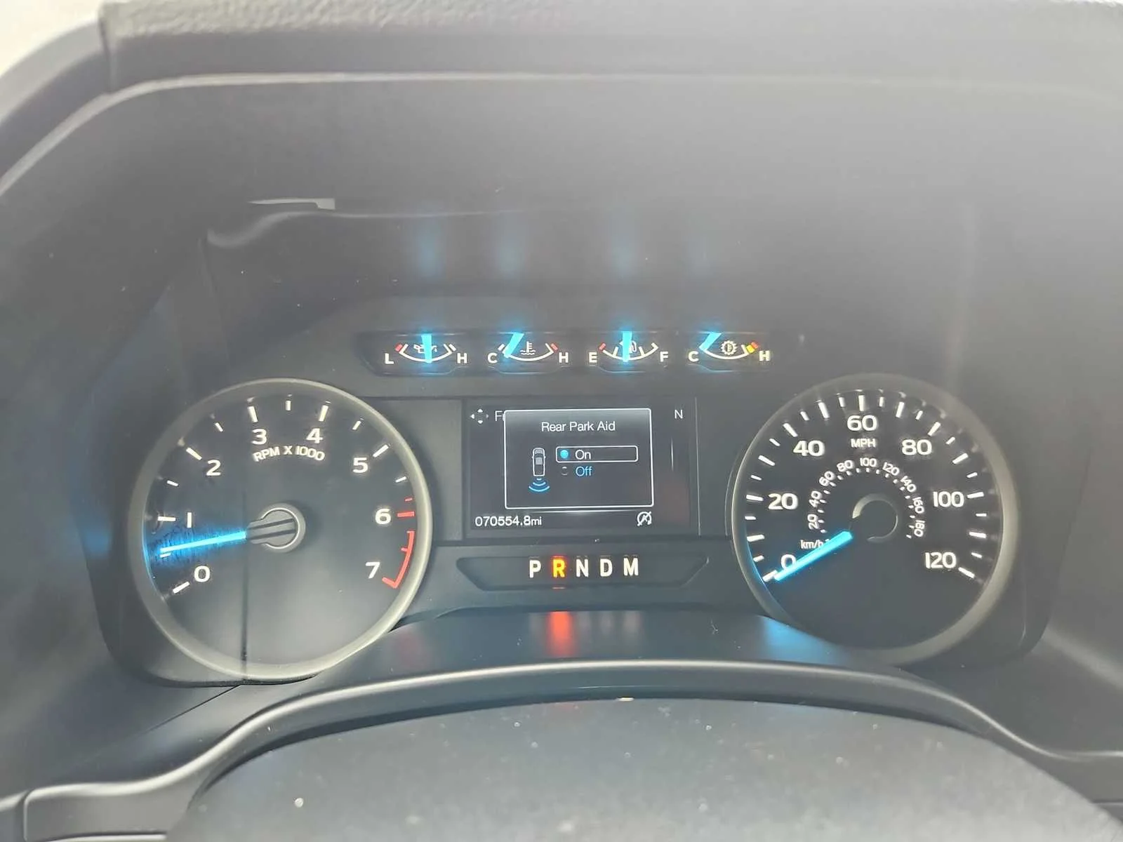 Used 2020 Oxford White/Magnetic Ford XLT image 21