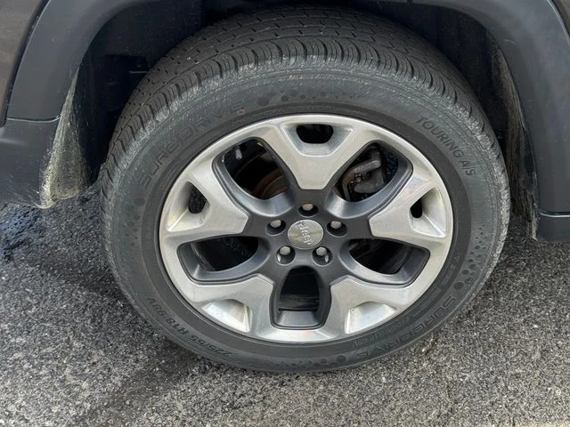 Certified Used 2019 Gray Jeep Limited image 12