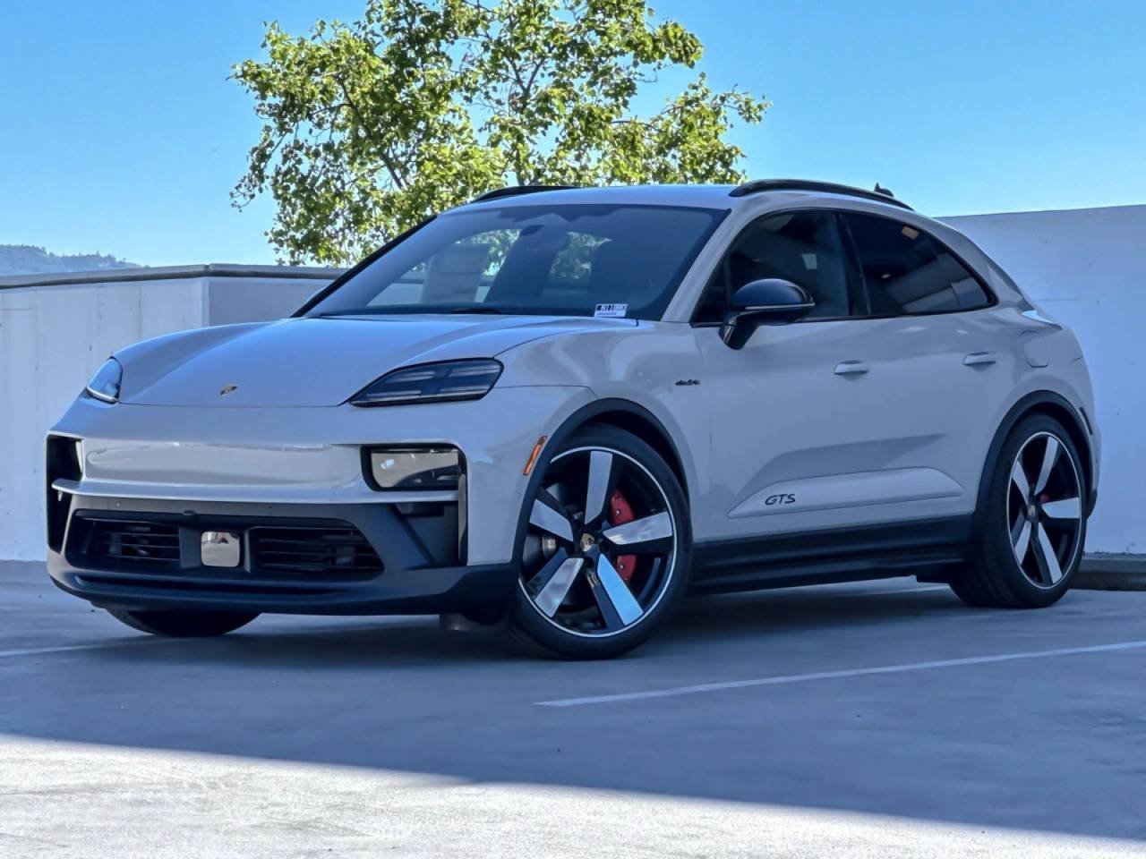 2026 Porsche Macan GTS