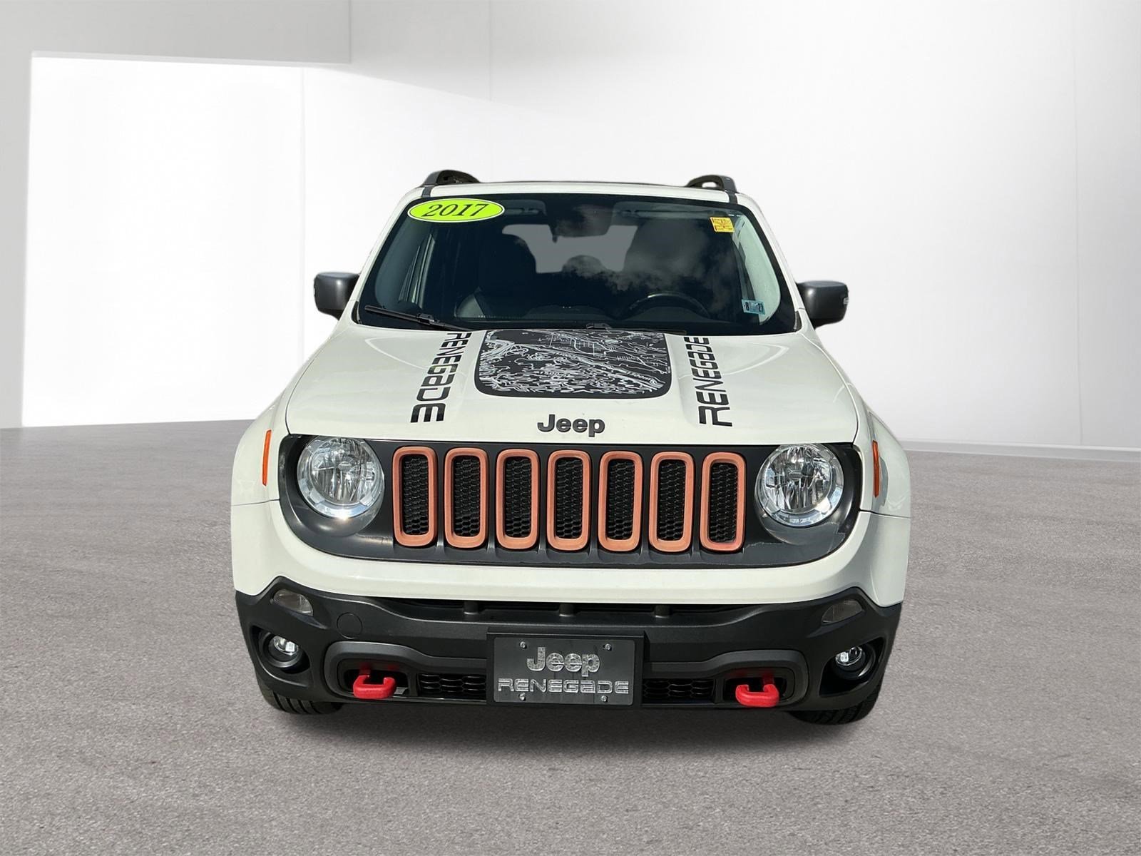 Used 2017 Alpine White Jeep Deserthawk image 8