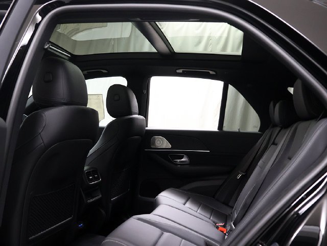 New 2027 Black Mercedes-Benz GLE 450 image 39