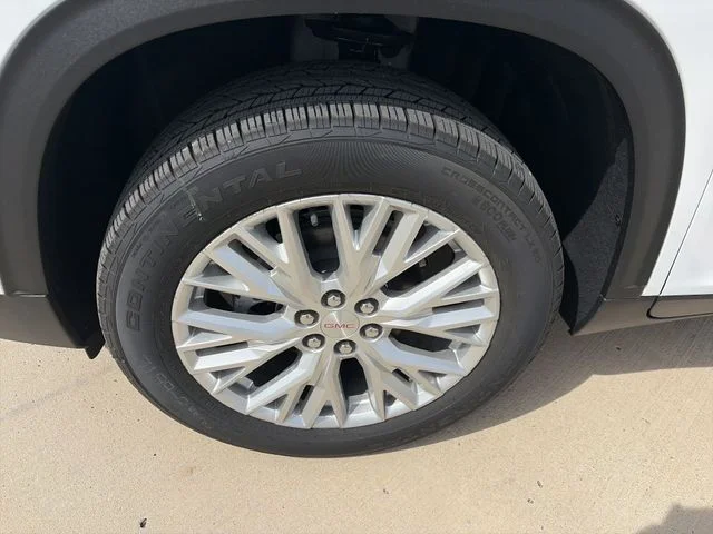 New 2026 White GMC Elevation image 8