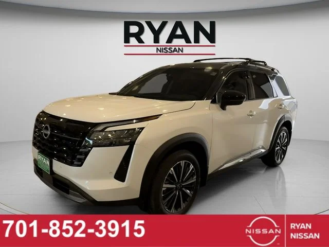 2026 Nissan Pathfinder Platinum 4WD's photo
