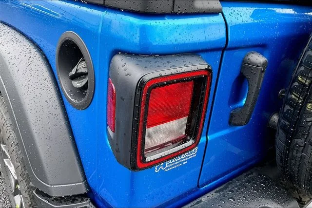 New 2026 Hydro Blue Pearl-Coat Exterior Paint Jeep Sport image 25