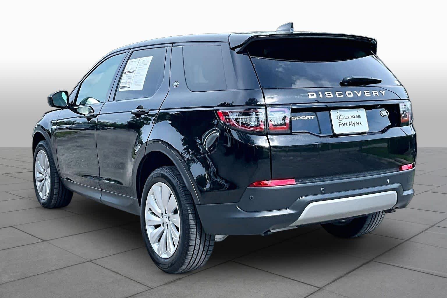 Used 2022  Land Rover S image 12