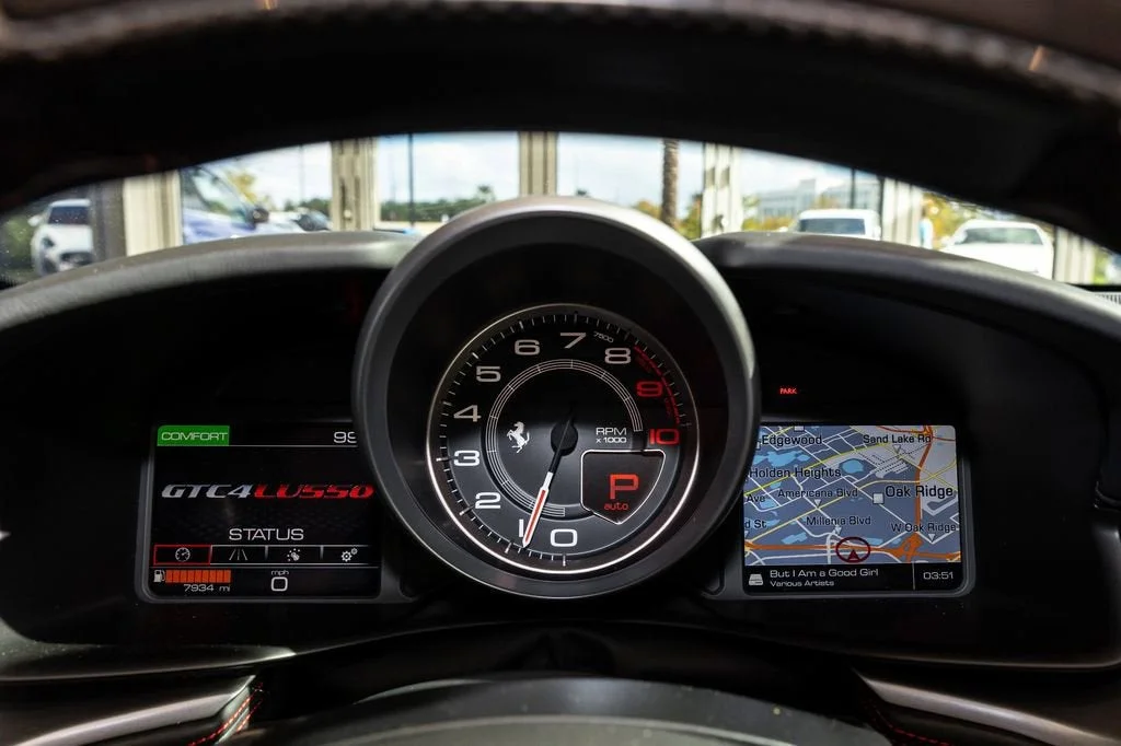 Used 2018 Nero Ferrari V12 image 25
