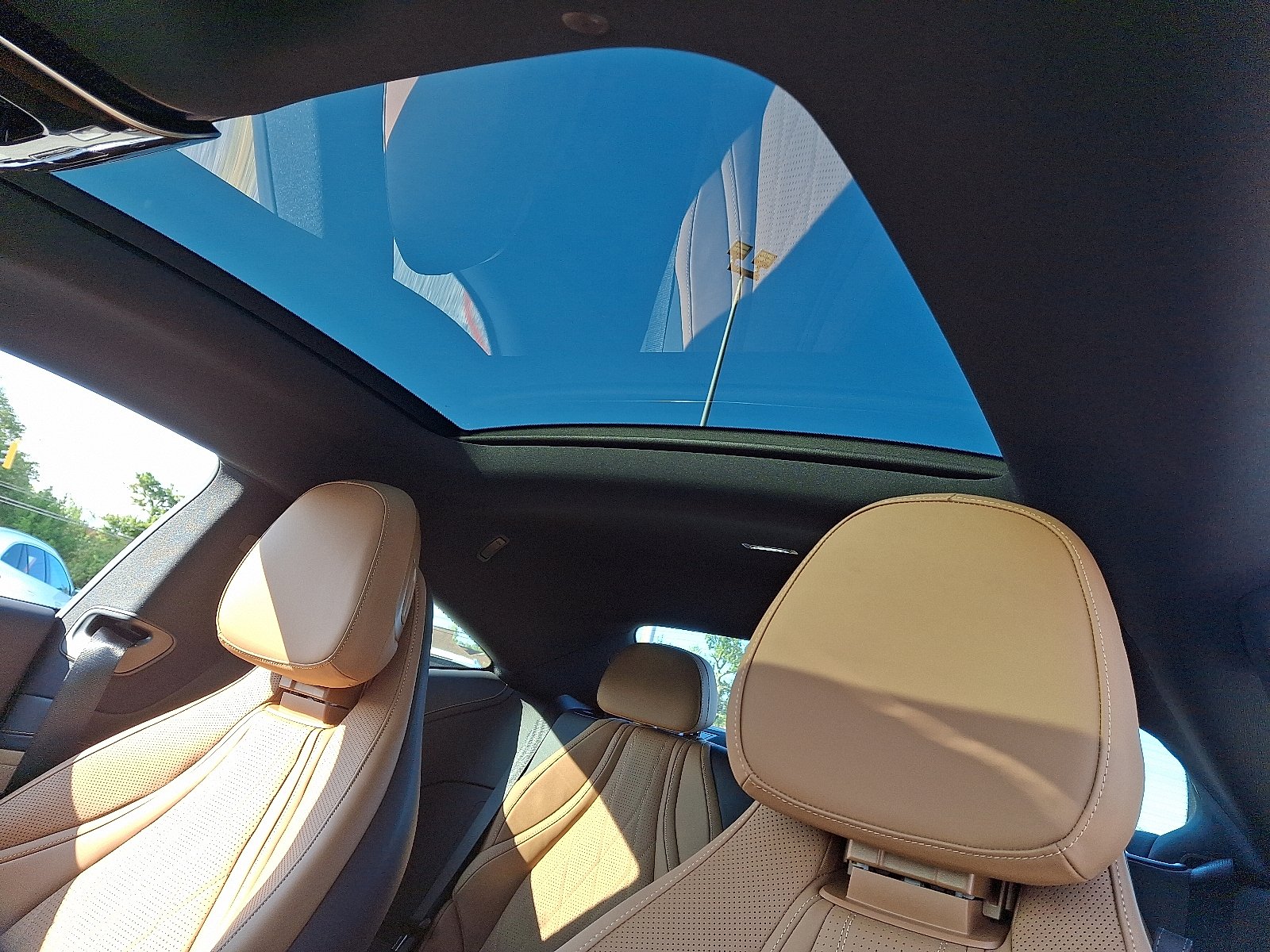 New 2026 MANUFAKTUR Moonlight White Metallic - 885 Mercedes-Benz  image 12