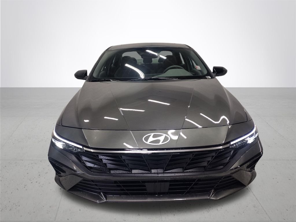 Used 2026 Gray Hyundai SEL Sport image 3