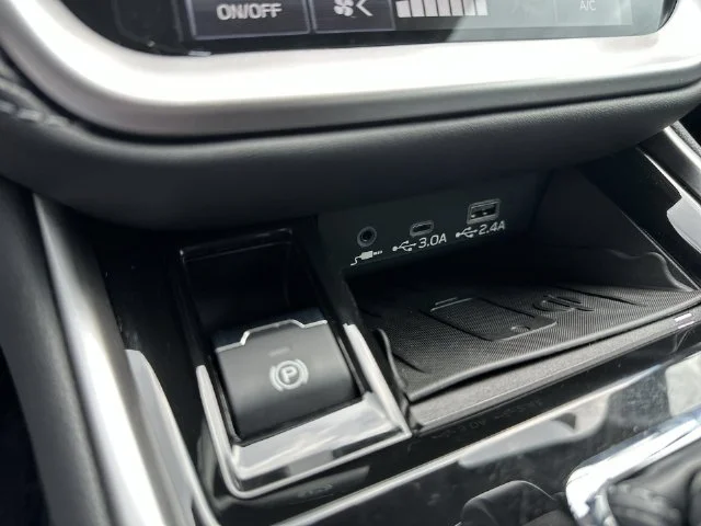 Certified Used 2025 Gray Subaru Limited image 21