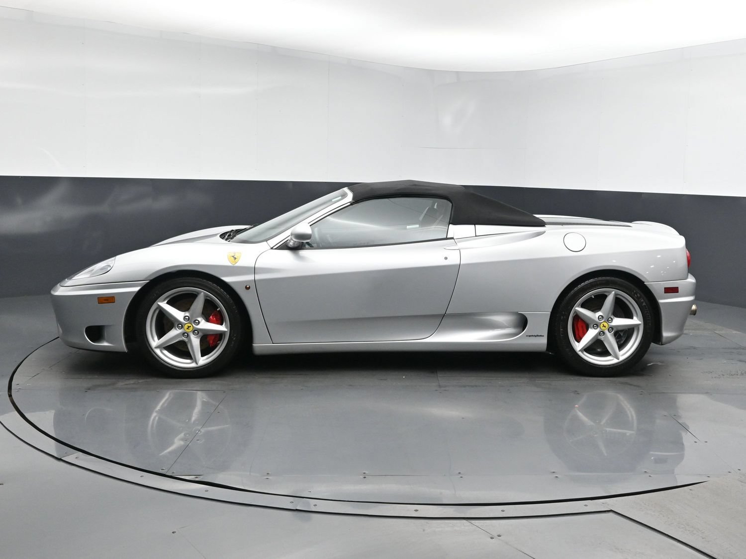 Used 2001 Silver FERRARI  image 3