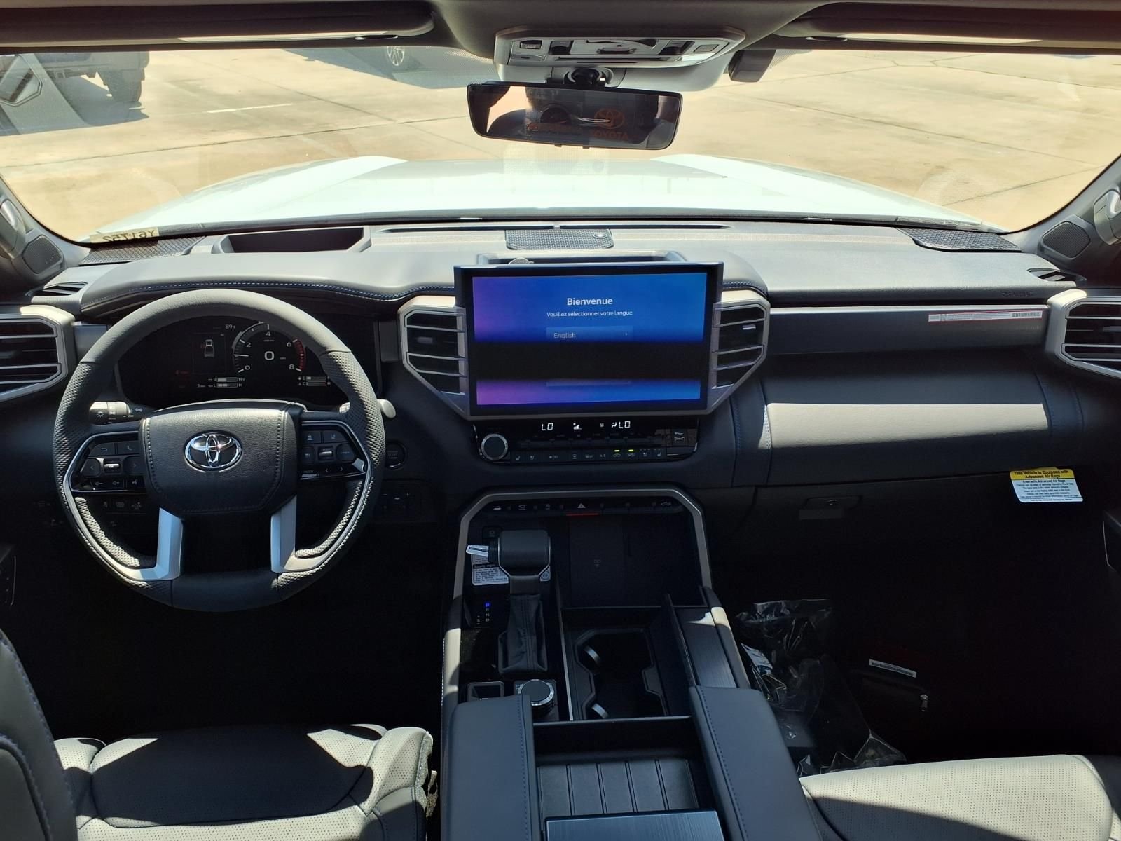 New 2026 Wind Chill Pearl <sup>1</sup> Toyota  Platinum image 7