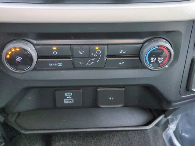 Used 2021 White Ford XLT image 23