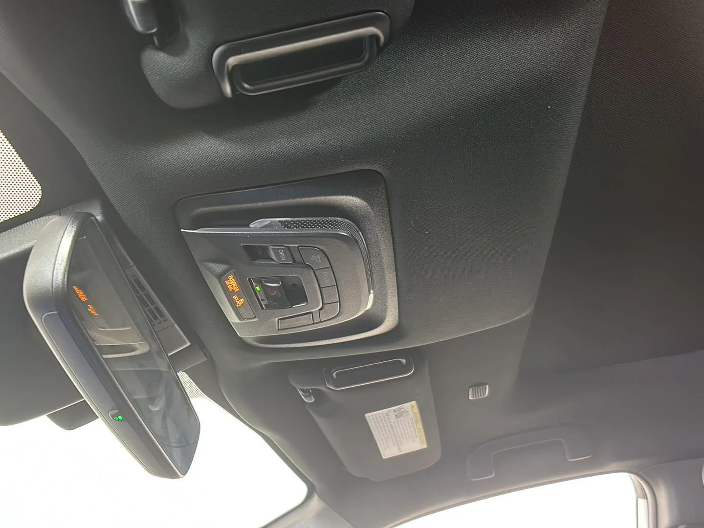 Used 2023 Wind Chill Pearl Toyota XLE image 37
