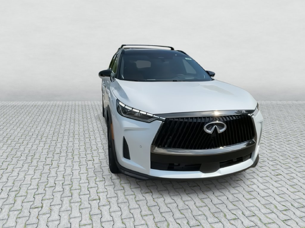 New 2027 2T RAD WHT INFINITI Autograph AWD image 2