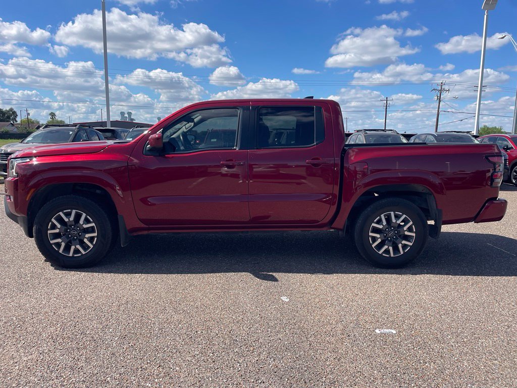 Used 2023 Red Nissan SV image 2