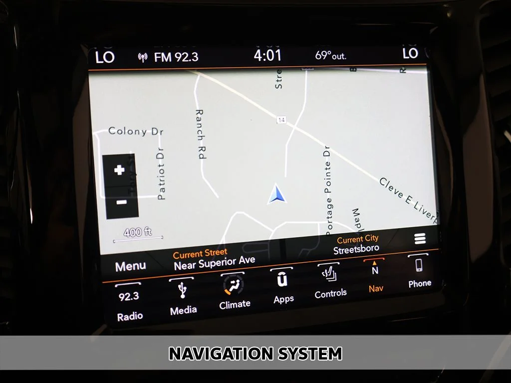 Used 2019 Gray Jeep Limited image 3