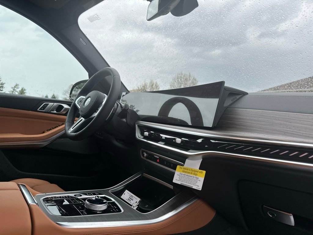New 2026 Dravit Grey Metallic BMW M60i image 22