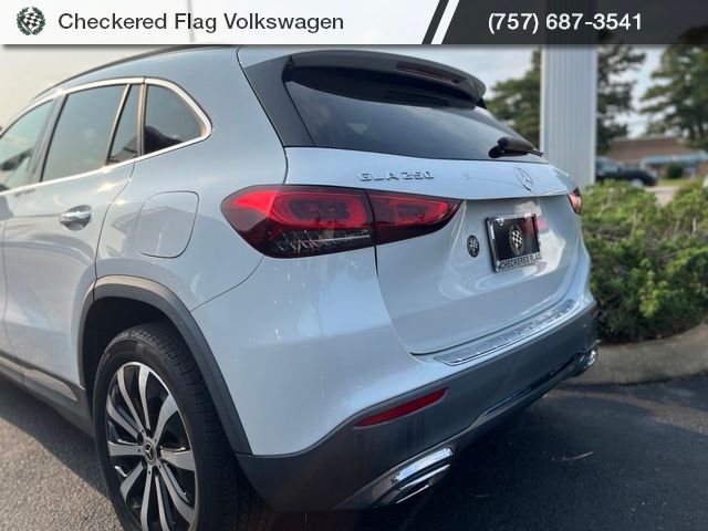 Used 2023 Polar White Mercedes-Benz GLA 250 4MATIC® image 9