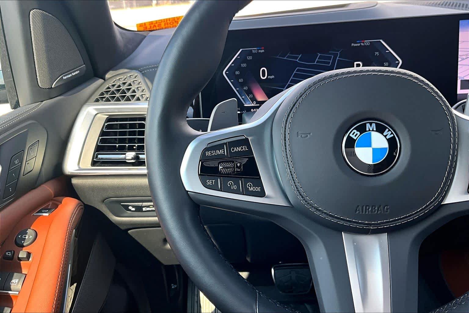 Used 2026 Skyscraper Grey Metallic BMW sDrive40i image 24
