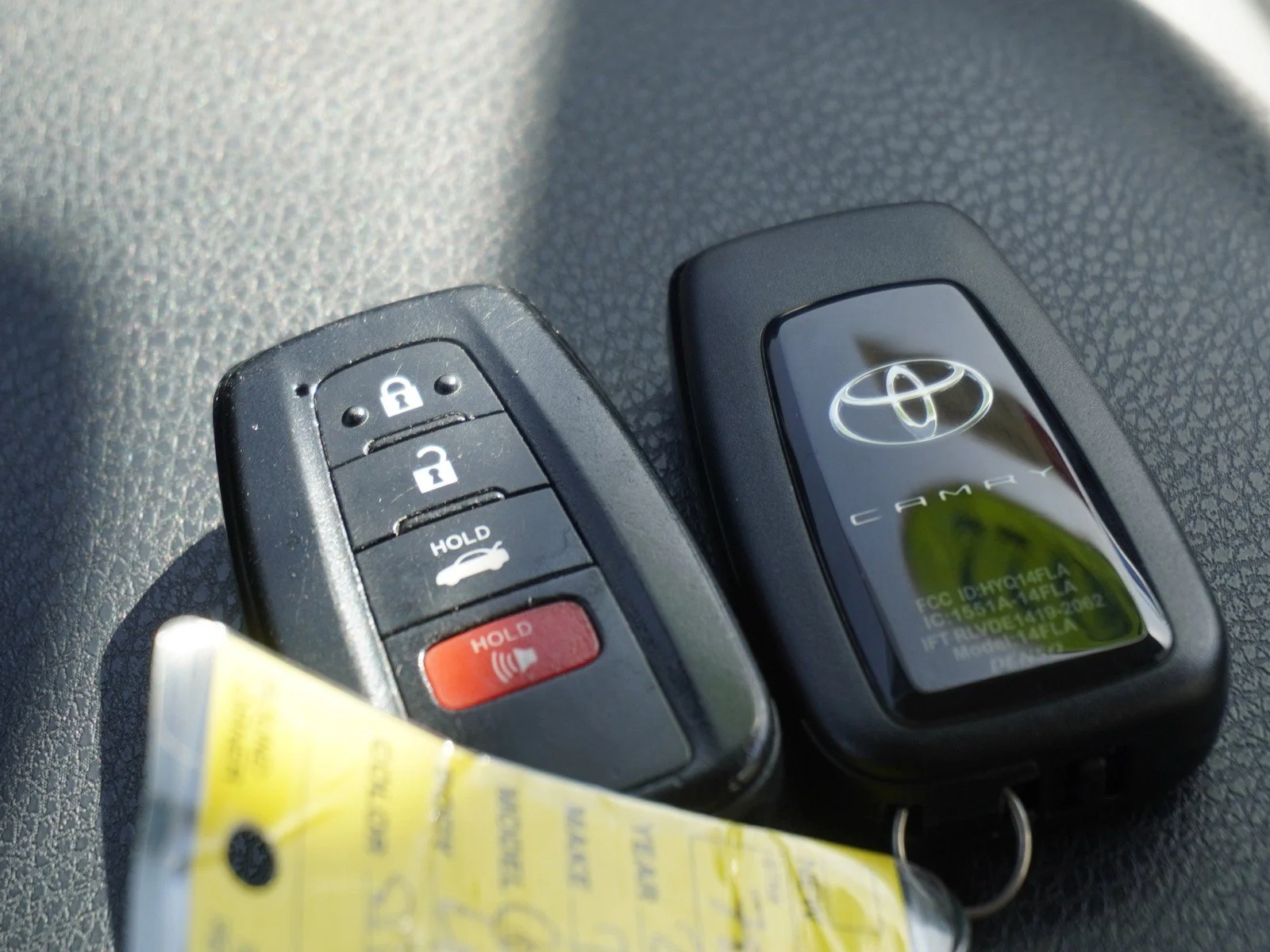 Used 2022 White Toyota SE image 16