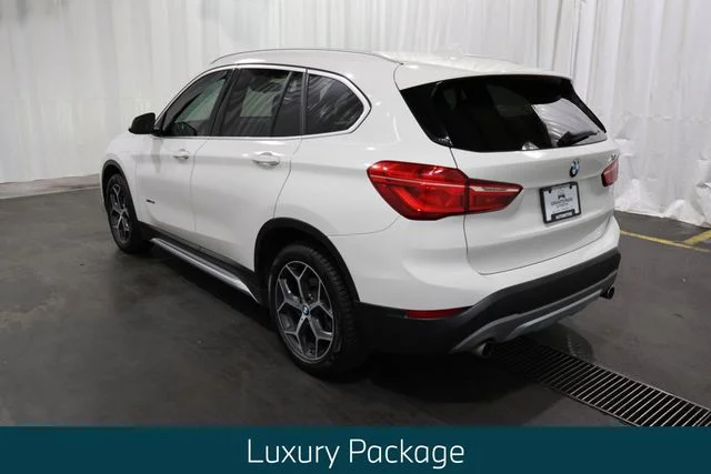 Used 2017 Alpine White BMW xDrive28i image 5