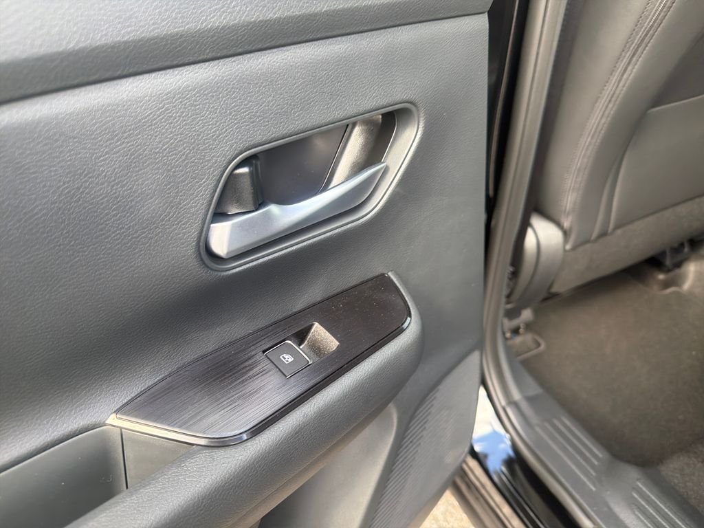 New 2026 Nissan Kicks SR 4D Sport Utility