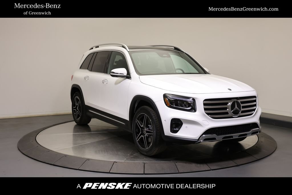 2026 Mercedes-Benz GLB GLB 250 4MATIC's photo