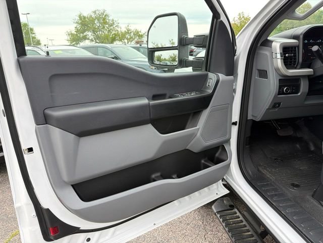 New 2026 White Ford XL image 10