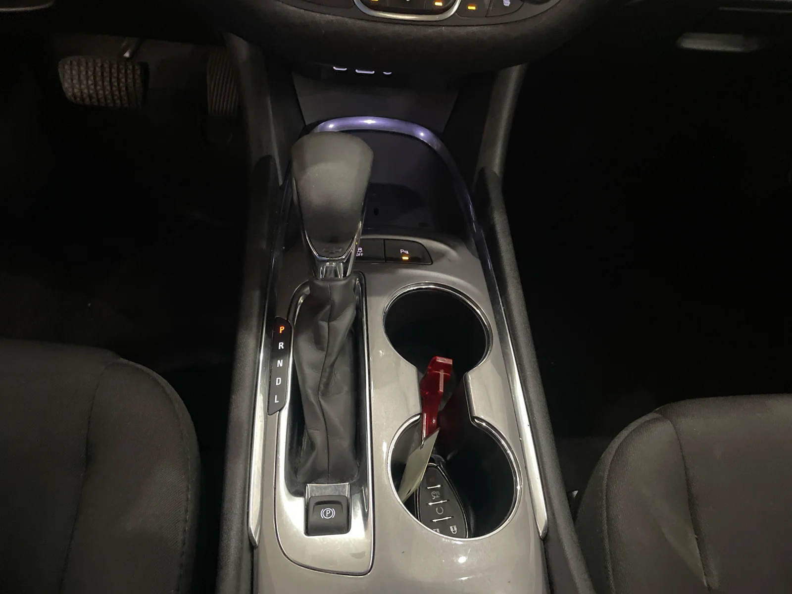 Used 2024 Summit White Chevrolet LT image 22