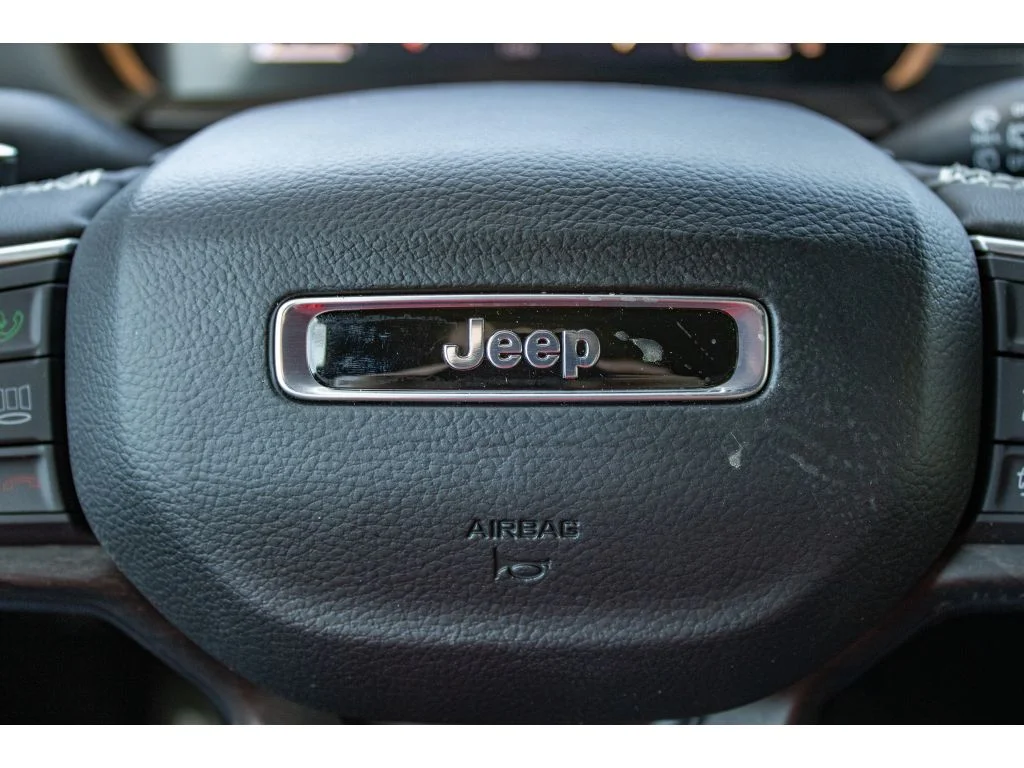 New 2026 Velvet Red Pearlcoat Jeep Laredo Altitude image 46