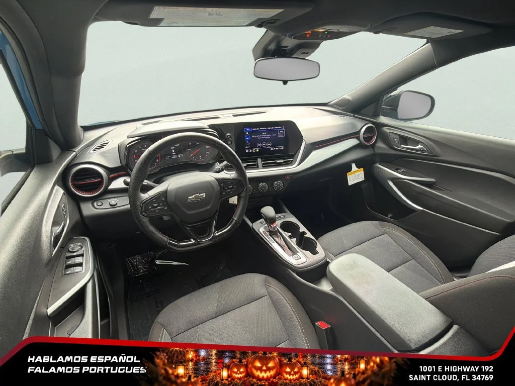Used 2024 Fountain Blue Chevrolet 1RS image 26
