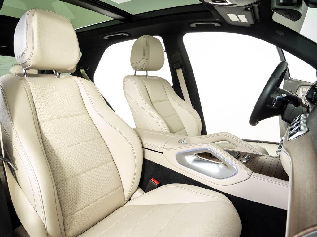 Certified Used 2025 Polar White Mercedes-Benz GLE 450e image 23