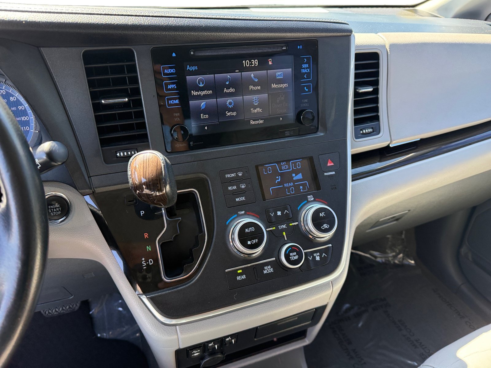 Used 2015 Predawn Gray Mica Toyota XLE image 12