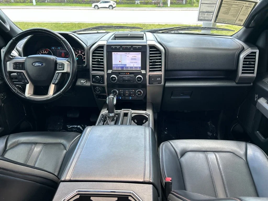 Used 2019 Black Metallic Ford Platinum image 10