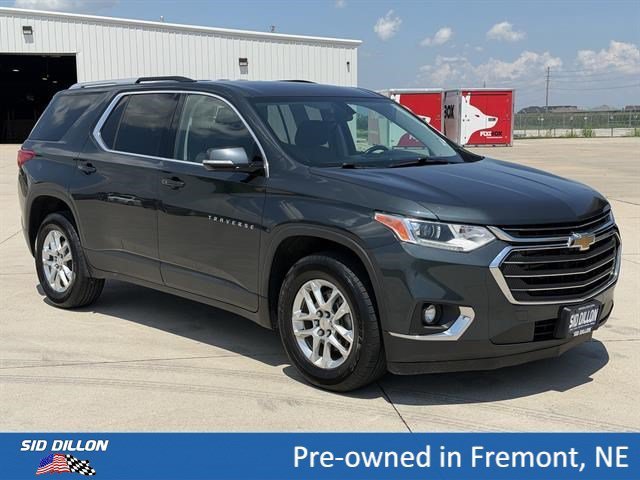 Used 2018 Graphite Metallic Chevrolet LT Cloth image 12