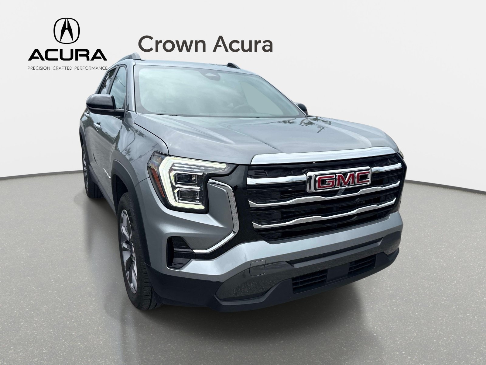 Used 2025 Sterling Metallic GMC AWD Elevation image 7
