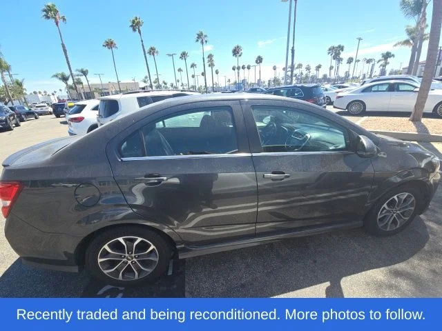 Used 2017 Gray Chevrolet LT image 8