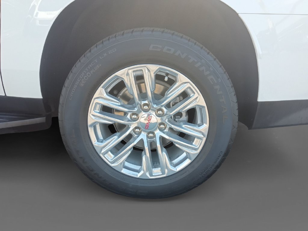 Used 2024 White GMC SLT image 9