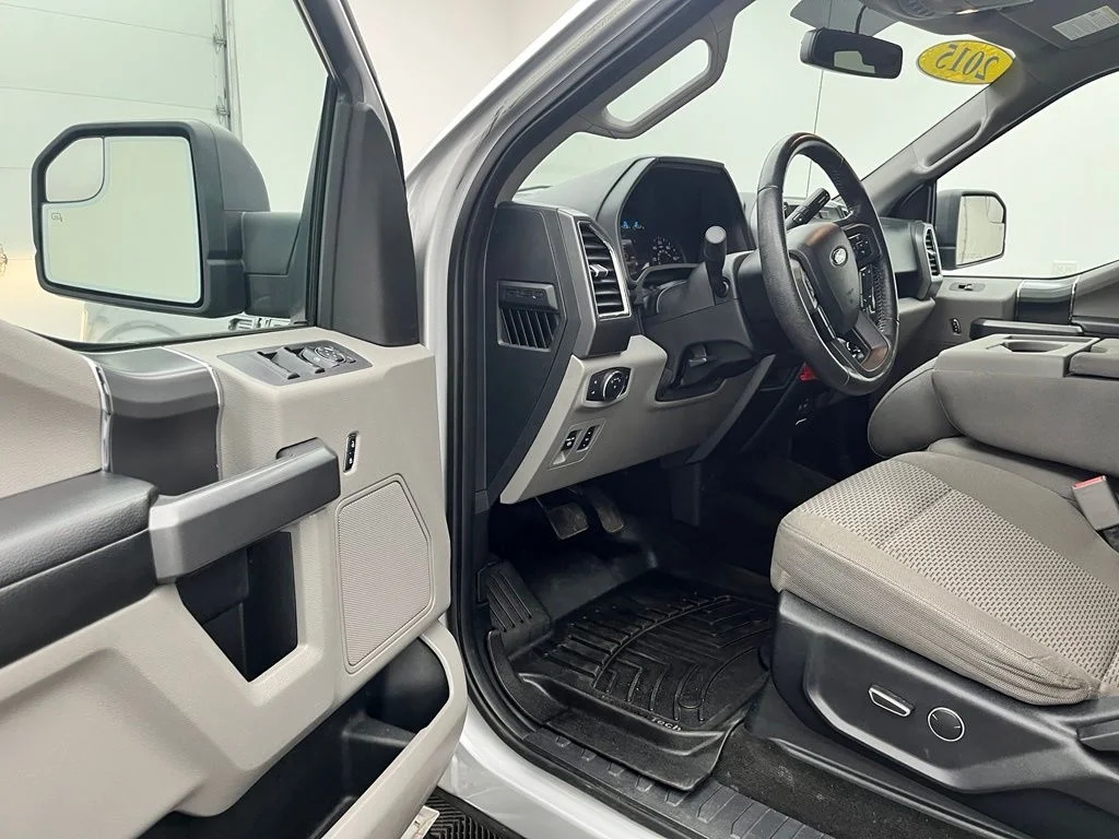 Used 2015  Ford XLT image 15