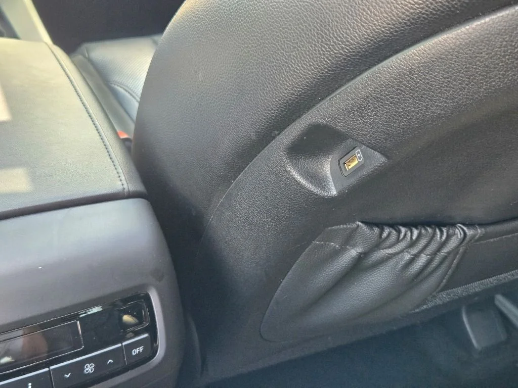 Used 2022 White Hyundai SEL image 18