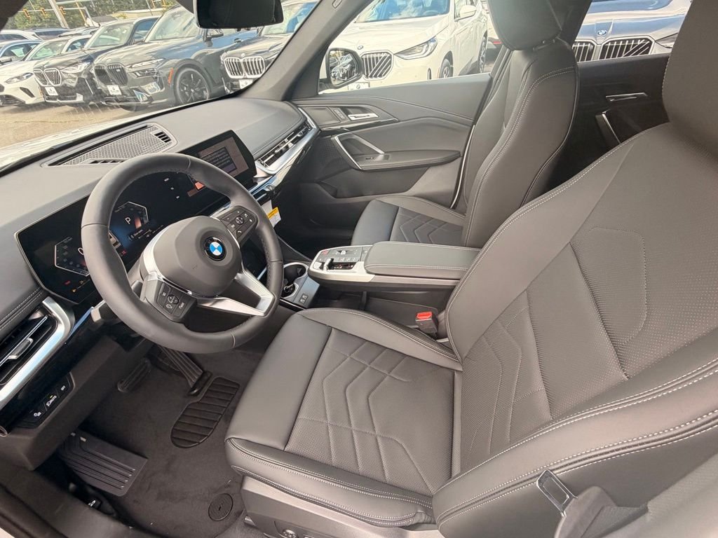 New 2027 Alpine White BMW xDrive28i image 5