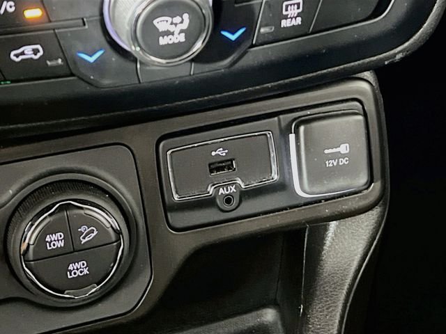 2023 Jeep Renegade Trailhawk - Photo 21