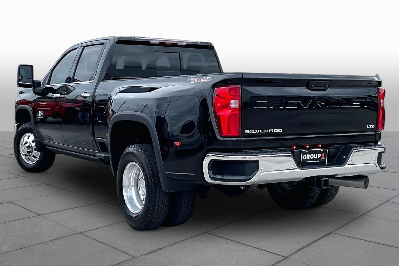2026 Chevrolet Silverado 3500HD LTZ - Photo 12