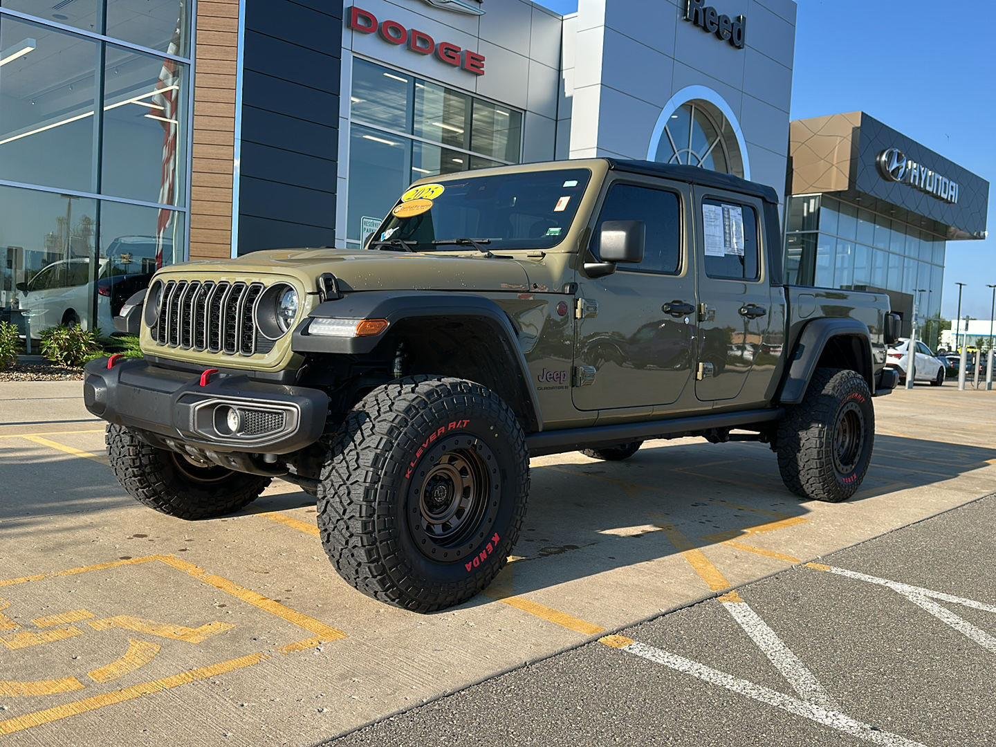 Used 2025 41 Jeep Rubicon image 1