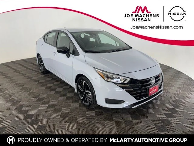 2025 Nissan Versa 1.6 SR CVT's photo