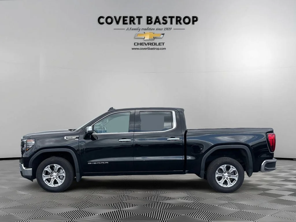 Used 2025 Black GMC SLT image 4