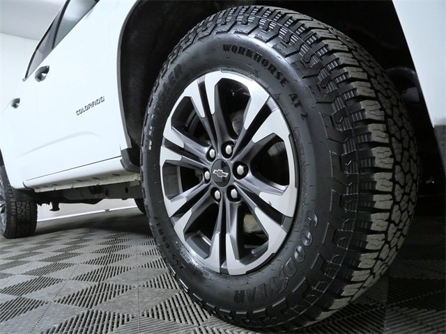 Certified 2022 Chevrolet Colorado Z71 with VIN 1GCGTDEN7N1167183 for sale in Apple Valley, Minnesota